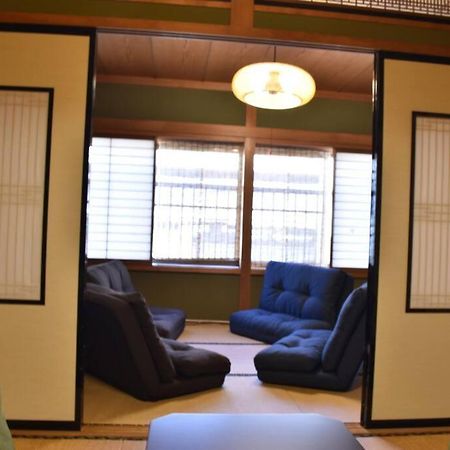 Cheaper For 6Th & 7Th Guest 市街地中心部 一棟貸しの宿 Guest House Don'S Home 高山市 エクステリア 写真