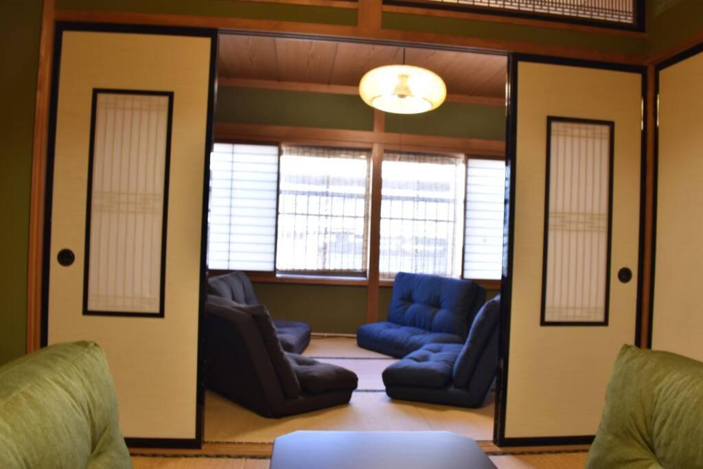 Only For One Group Cheaper For 6Th & 7Th Guest 市街地中心部 一棟貸しの宿 Guest House Don'S Home 高山市 エクステリア 写真